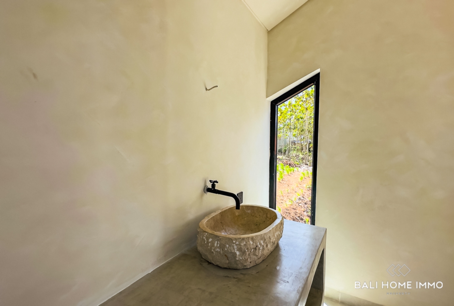 MODERN TROPICAL 1 BEDROOM SEMI-FURNISHED VILLA IN UNGASAN view 11