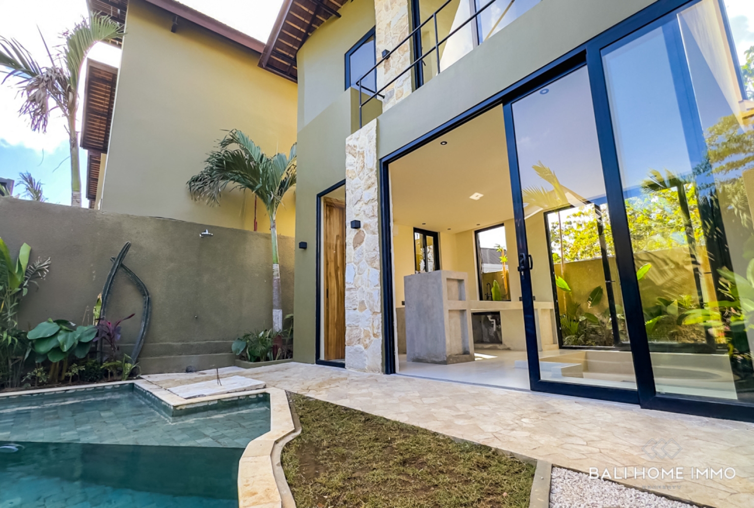 MODERN TROPICAL 1 BEDROOM SEMI-FURNISHED VILLA IN UNGASAN view 13