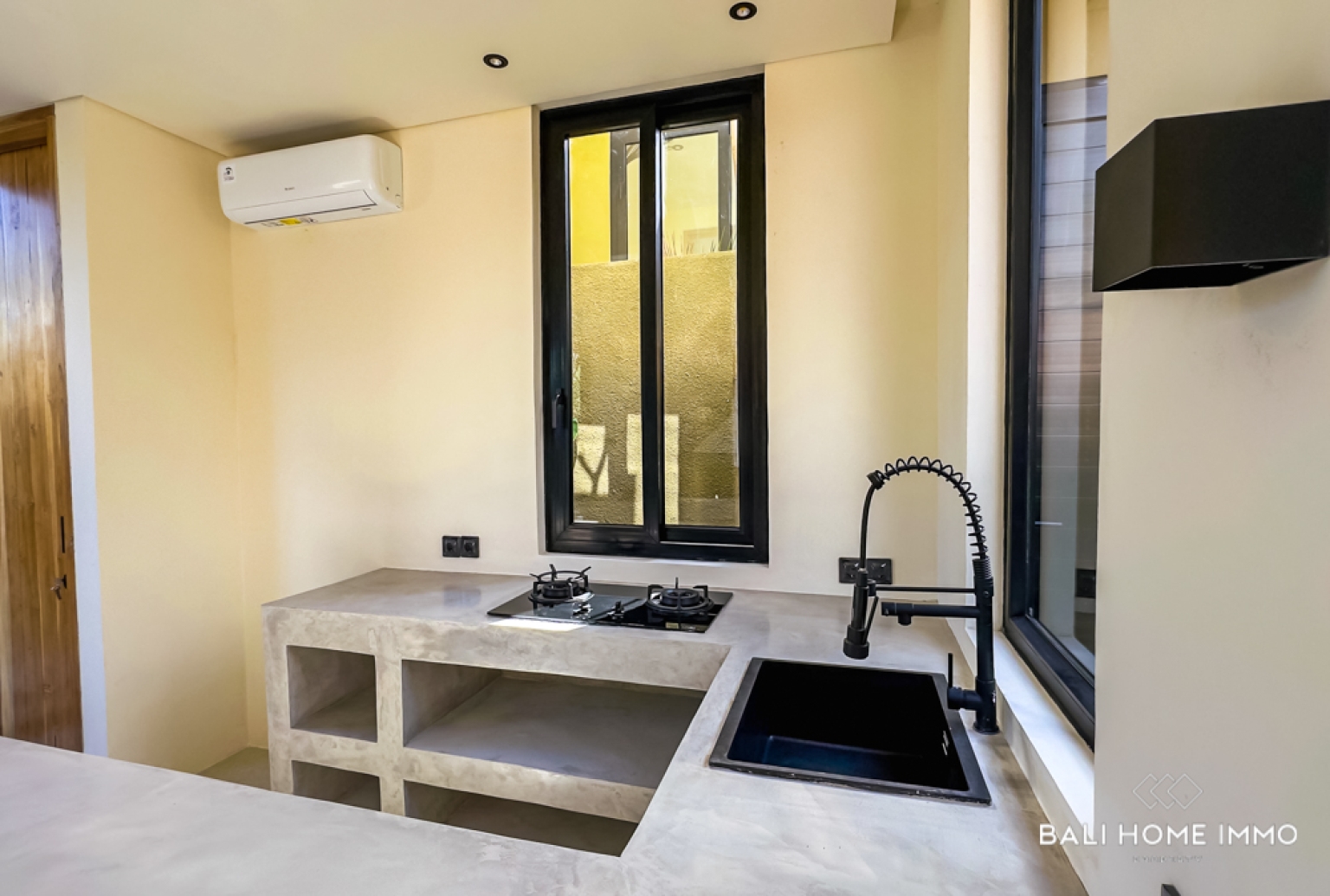 MODERN TROPICAL 1 BEDROOM SEMI-FURNISHED VILLA IN UNGASAN view 5
