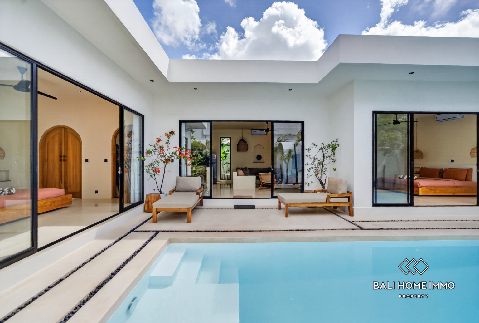 Modern Tropical 2 Bedroom Retreat for Sale in Pecatu- view 2