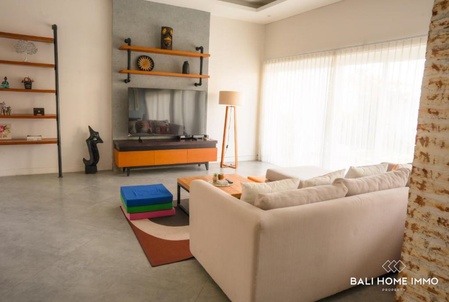 Modern Tropical 3-Bedroom Villa for Sale in Prime Balangan Location view 4