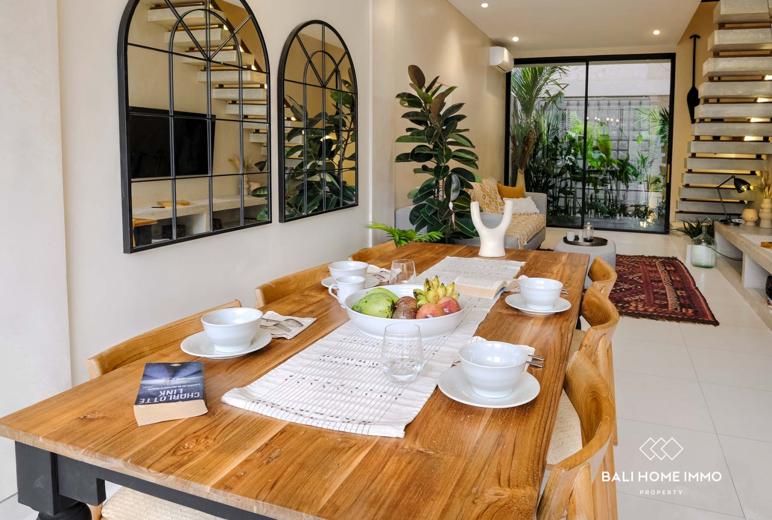 Villa tropicale moderne de 3 chambres à vendre à Prime Berawa Bali view 8