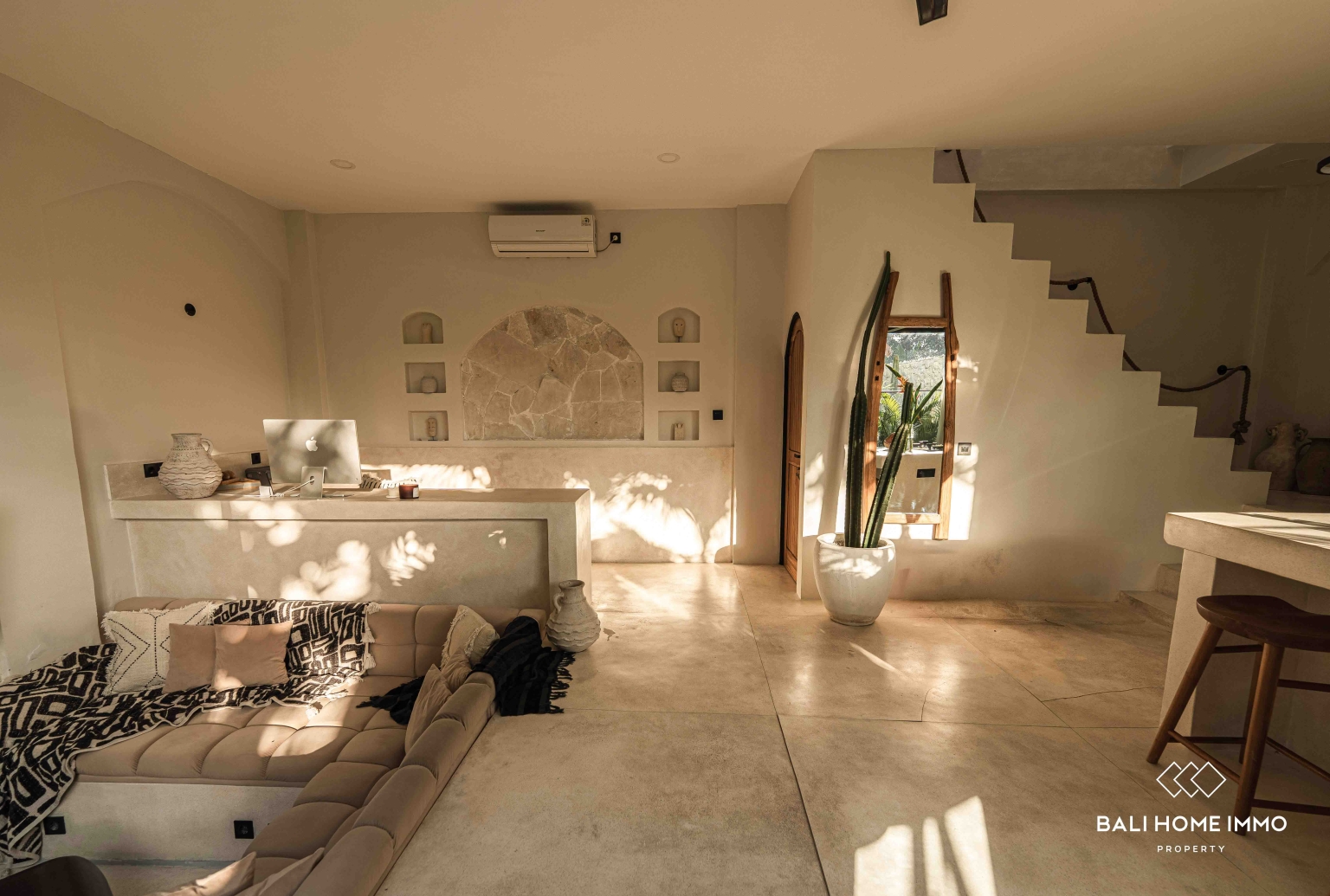 Modern Tropical 1 bedroom villa For Sale in Canggu Berawa view 5