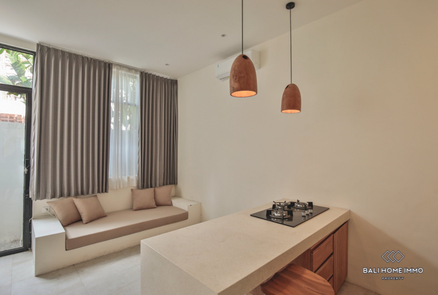 Dua Vila Modern Terpisah 1+2 Kamar Dijual dengan Status Hak Sewa di Bali Berawa view 25