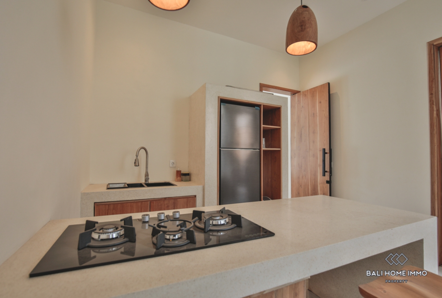 Dua Vila Modern Terpisah 1+2 Kamar Dijual dengan Status Hak Sewa di Bali Berawa view 23