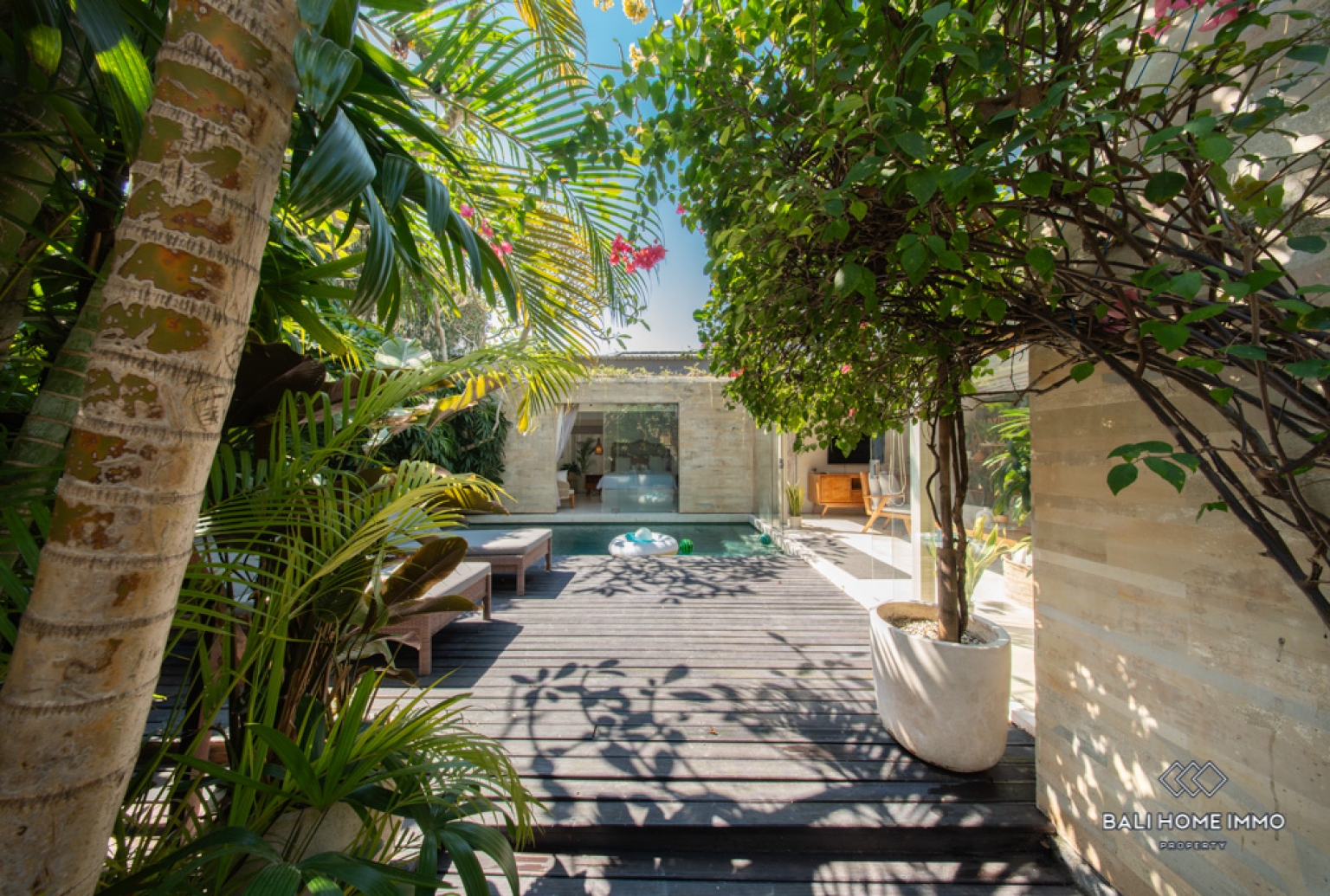 Near Beach 2 Bedroom Villa for Sale and rent in Bali Canggu Batu Bolong-Echo Beach view 4