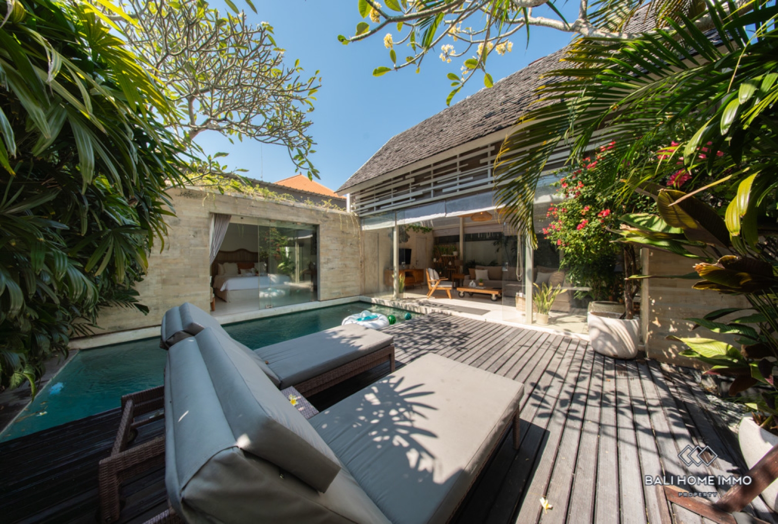Near Beach 2 Bedroom Villa for Sale and rent in Bali Canggu Batu Bolong-Echo Beach view 3