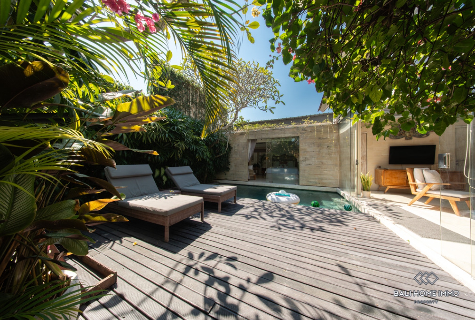 Near Beach 2 Bedroom Villa for Sale and rent in Bali Canggu Batu Bolong-Echo Beach view 5