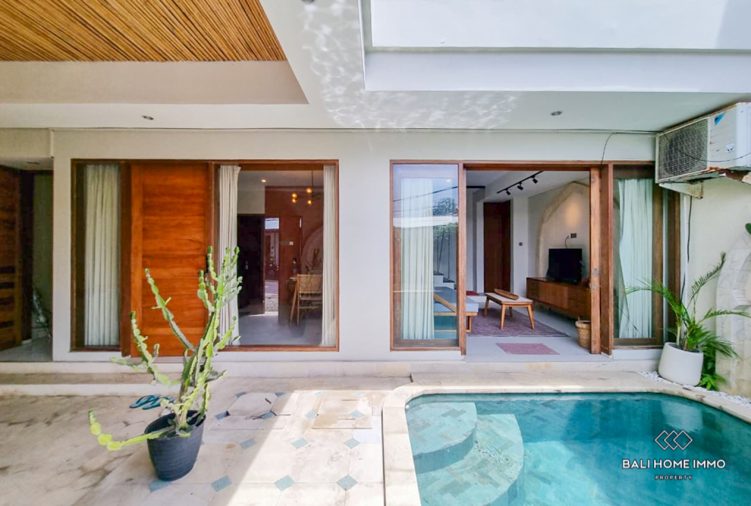 Near Beach 2 Bedroom Villa for Sale Freehold in Bali Berawa view 2
