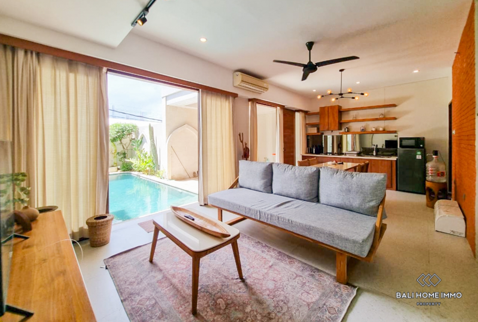 Near Beach 2 Bedroom Villa for Sale Freehold in Bali Berawa view 6