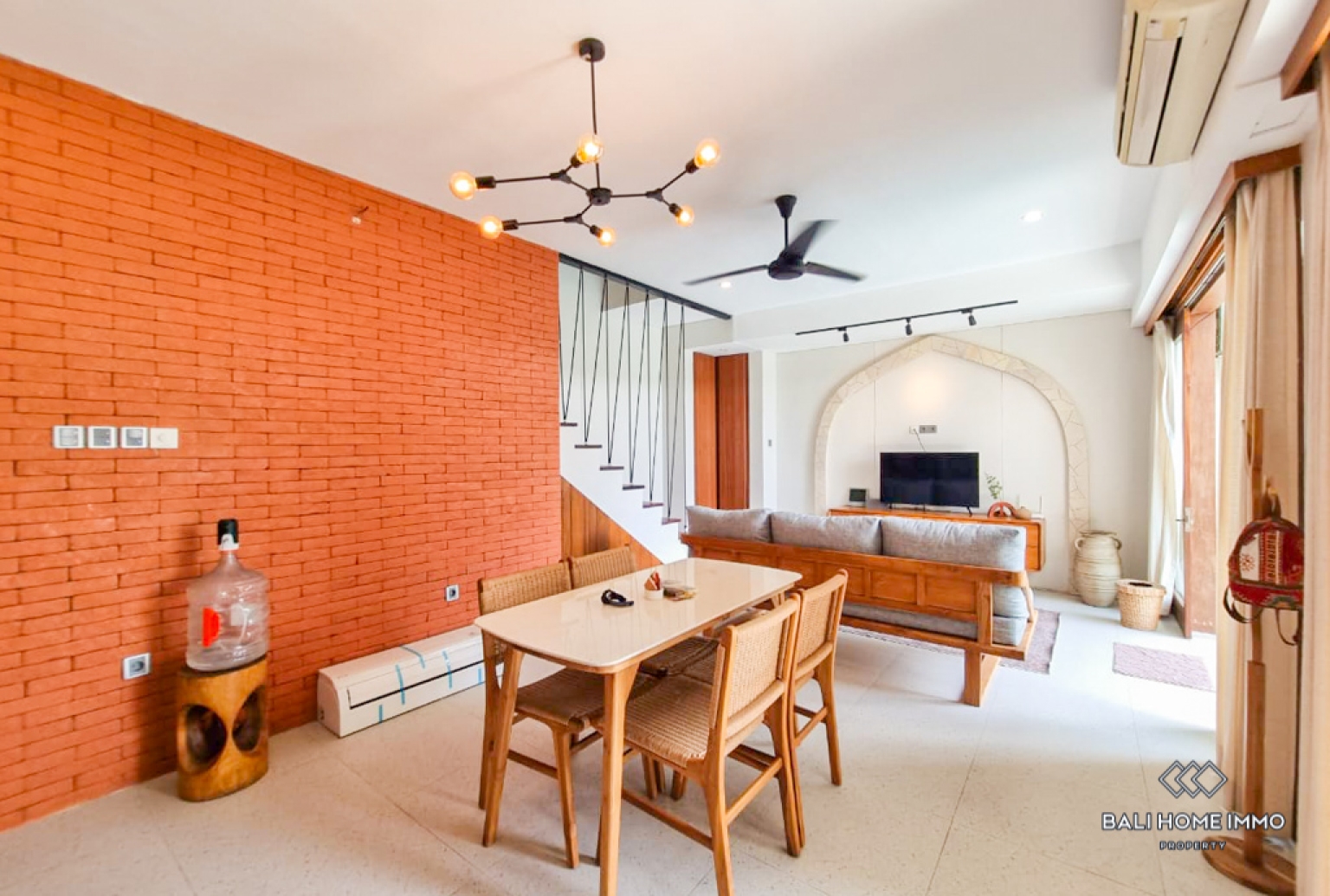 Near Beach 2 Bedroom Villa for Sale Freehold in Bali Berawa view 7