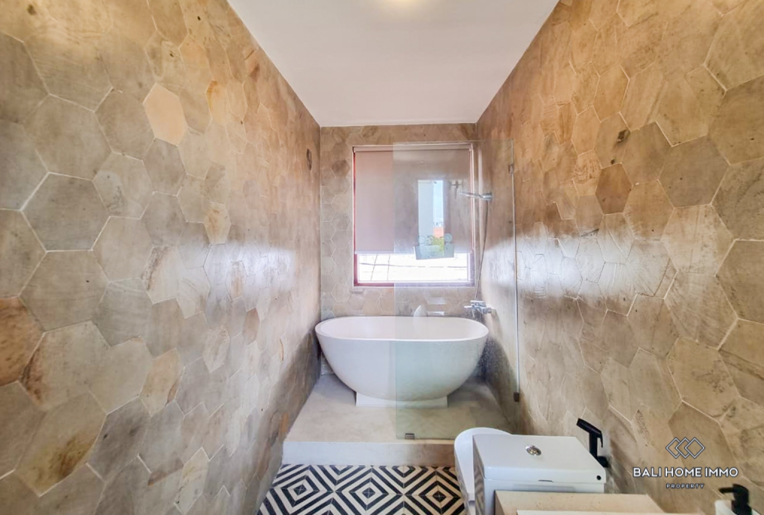 Near Beach 2 Bedroom Villa for Sale Freehold in Bali Berawa view 22
