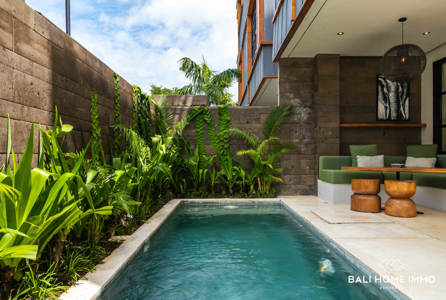Near Beach 3 Bedroom Villa for Sale Leasehold in Bali Berawa view 31