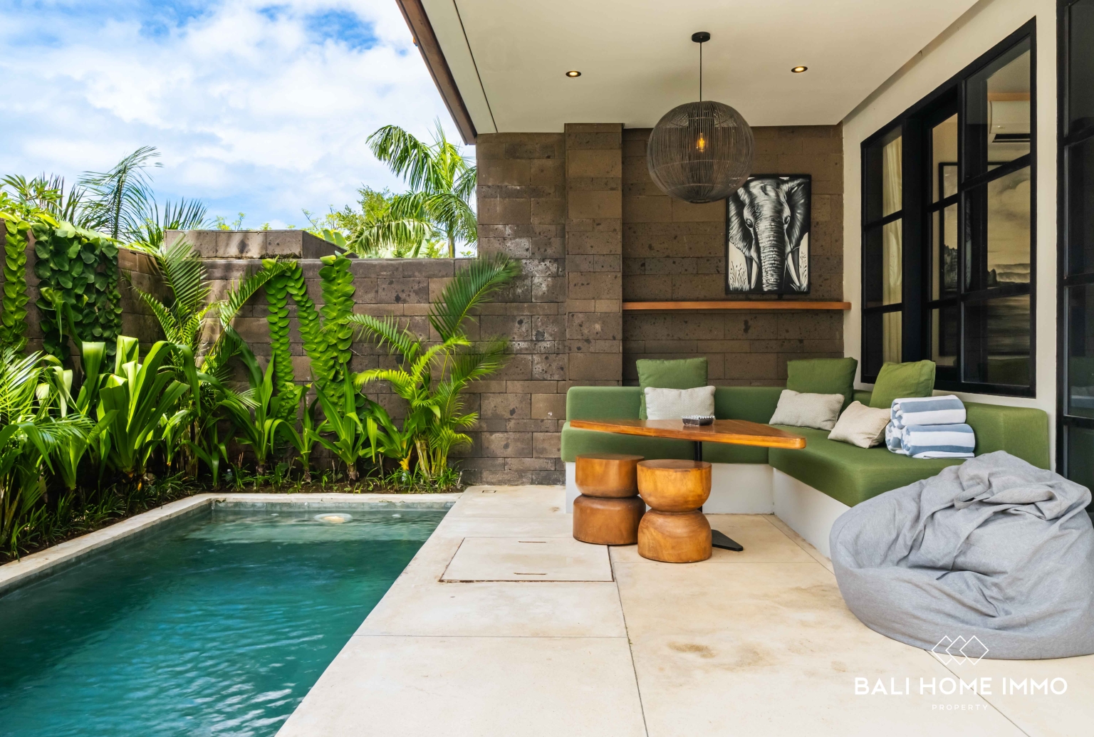 Near Beach 3 Bedroom Villa for Sale Leasehold in Bali Berawa view 28