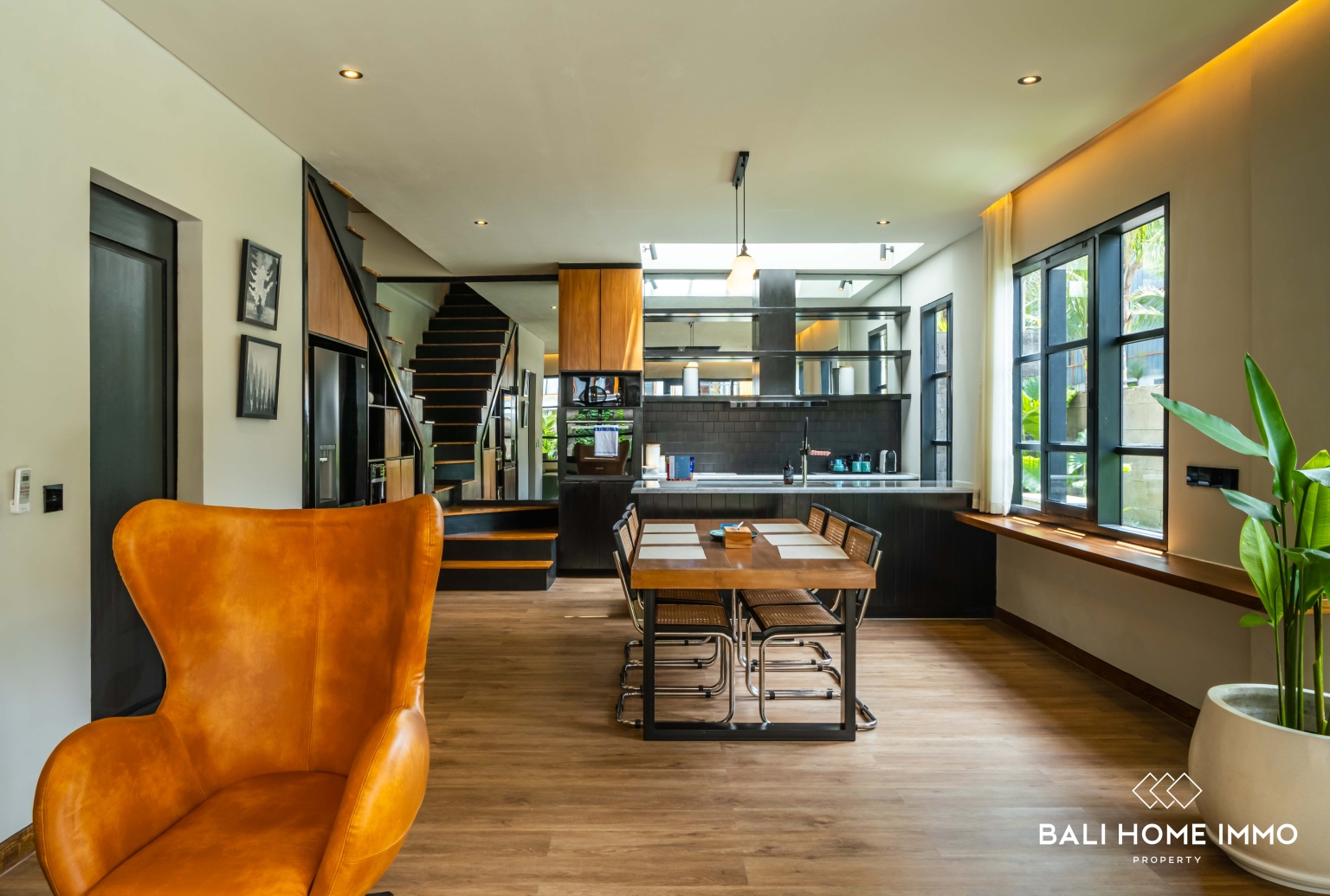 Near Beach 3 Bedroom Villa for Sale Leasehold in Bali Berawa view 5