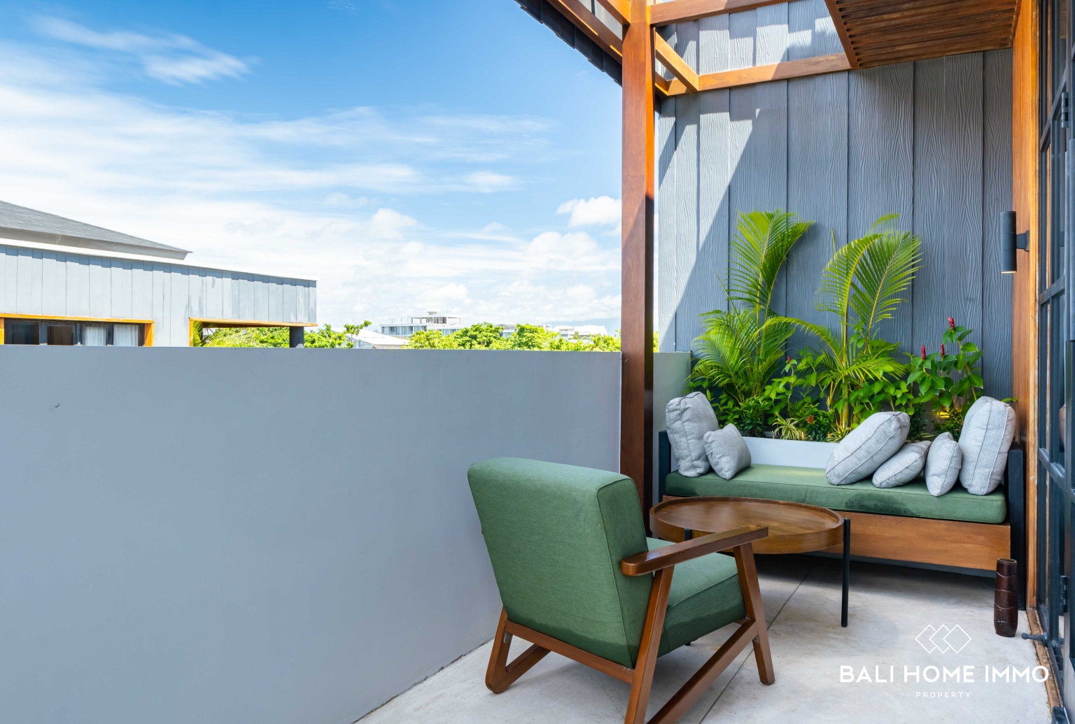 Near Beach 3 Bedroom Villa for Sale Leasehold in Bali Berawa view 26