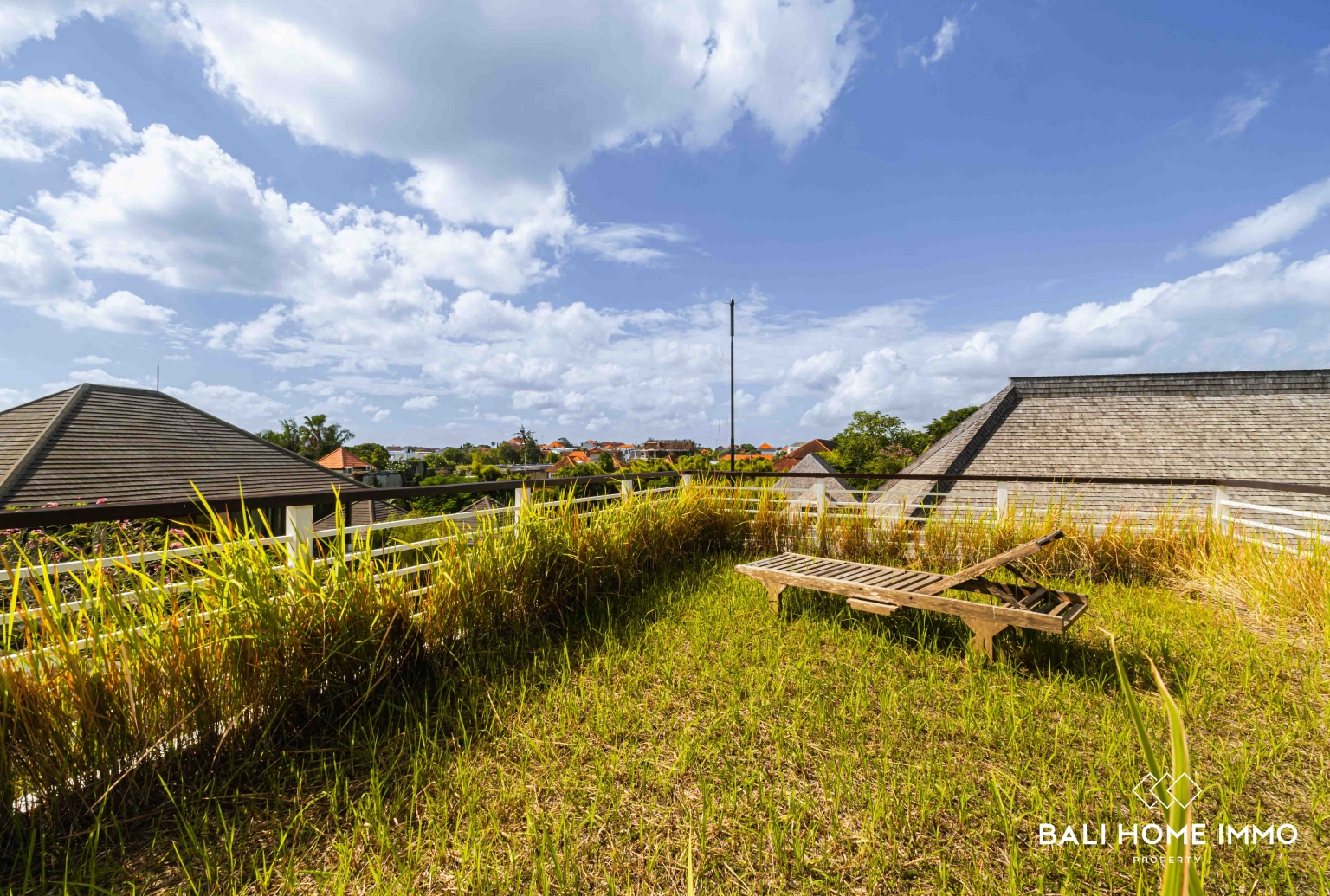 Near Beach 4 Bedroom Villa for Sale Leasehold in Bali Pererenan Beachside view 31