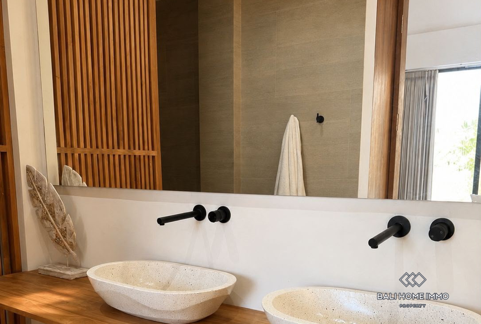 Brand new modern 3 Bedrooms villa with ricefield view in Bali Ubud view 12