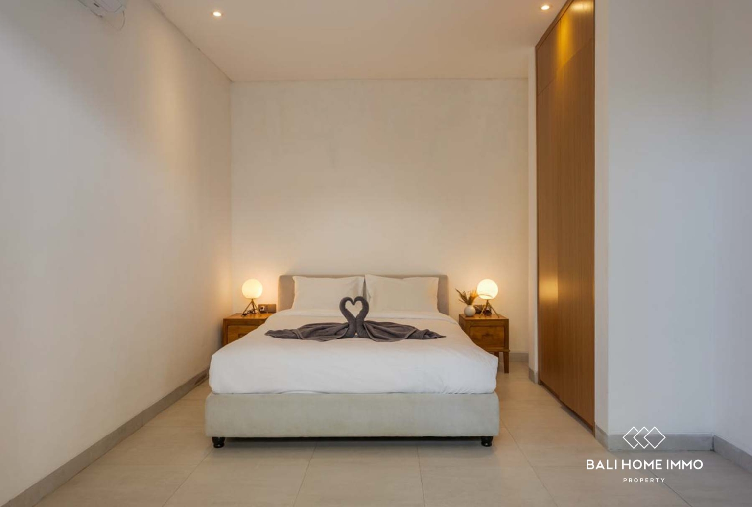 NEW BUILT NEAR BEACH 3 BEDROOM VILLA FOR SALE LEASEHOLD in SESEH BALI view 12