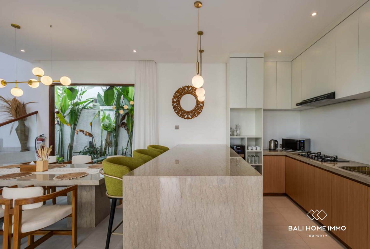 NEW BUILT NEAR BEACH 3 BEDROOM VILLA FOR SALE LEASEHOLD in SESEH BALI view 8