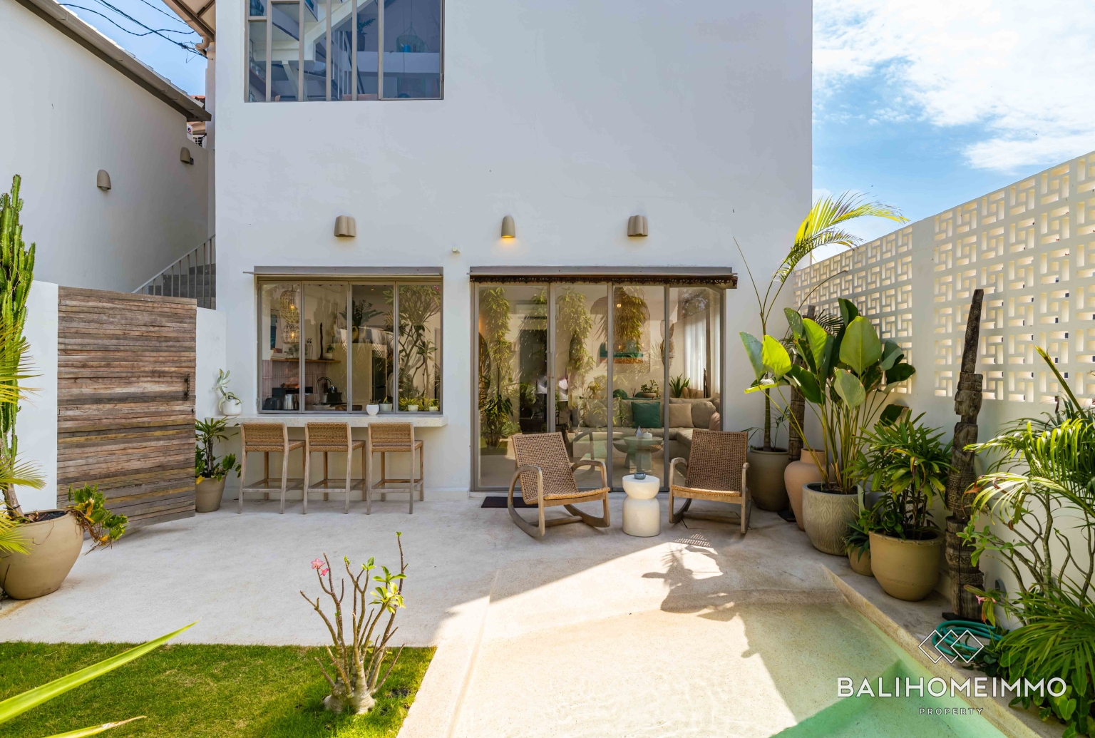 NEWLY BUILD 4 BEDROOM VILLA FOR SALE LEASEHOLD IN BERAWA BALI view 33