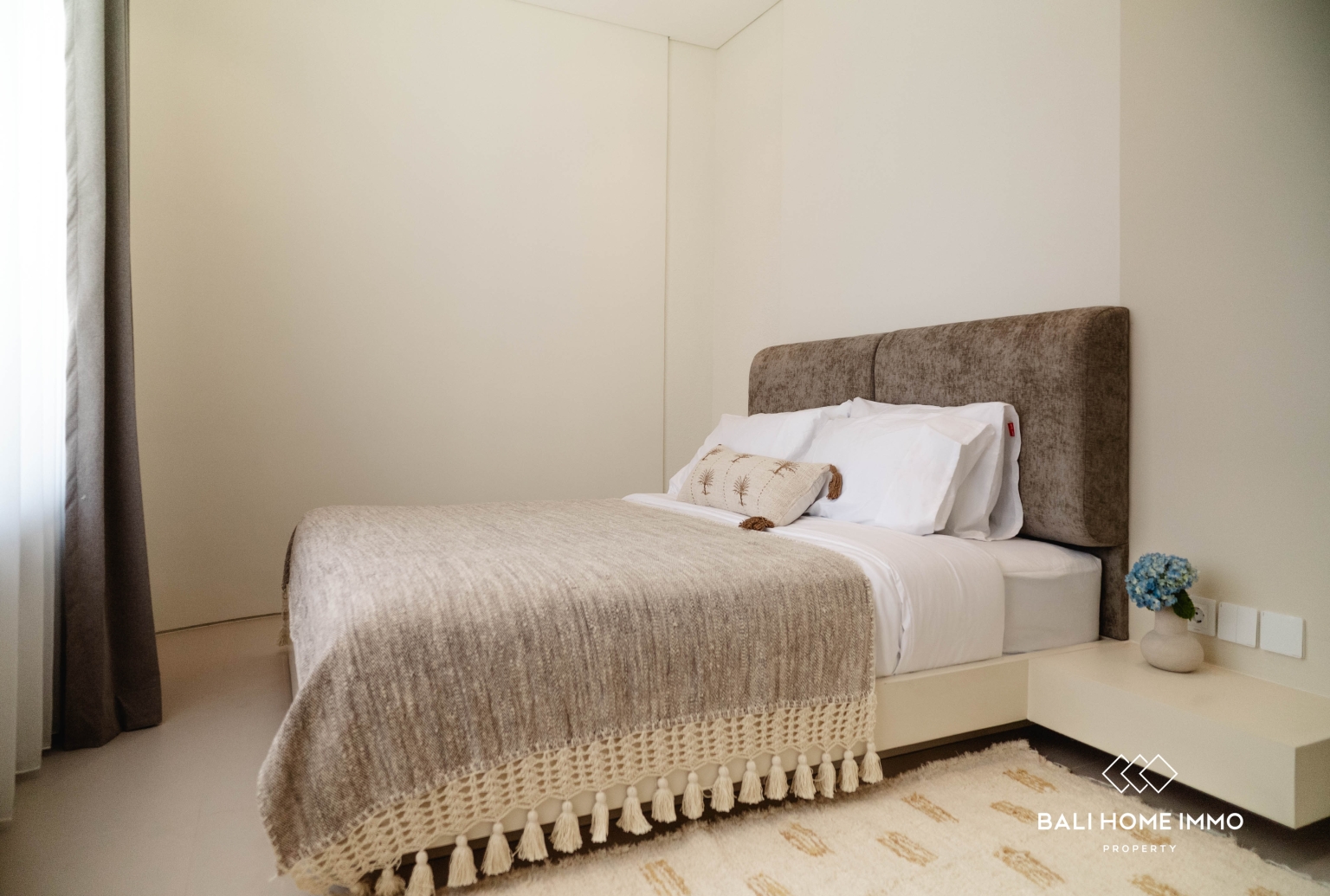 Newly Built 3 Bedroom Villa with Stylish Contemporary Architecture view 10