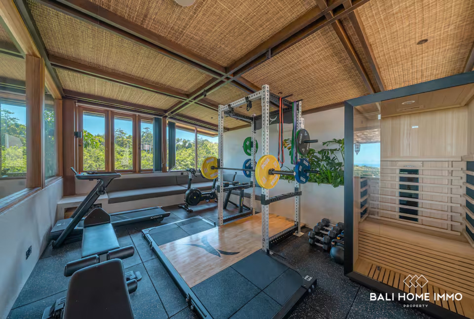 NEWLY BUILT 4 BEDROOM STUNNING VILLA WITH OCEAN VIEW FOR SALE IN ULUWATU view 29