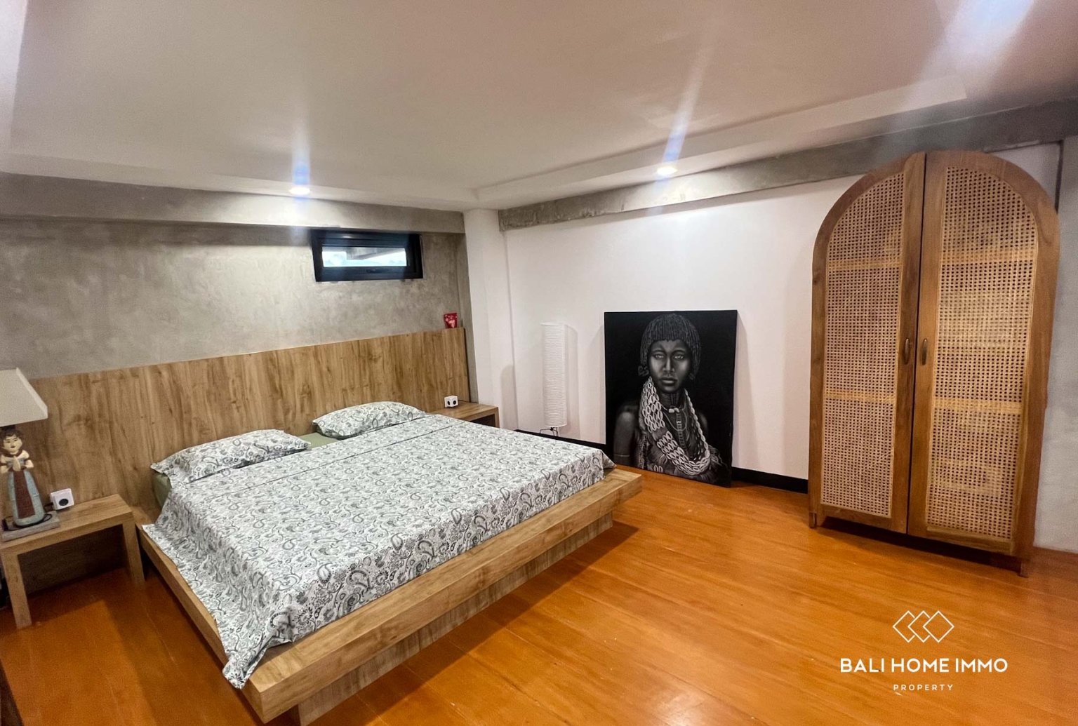 Newly renovated 1 bedroom loft for sale in Seminyak Bali view 11