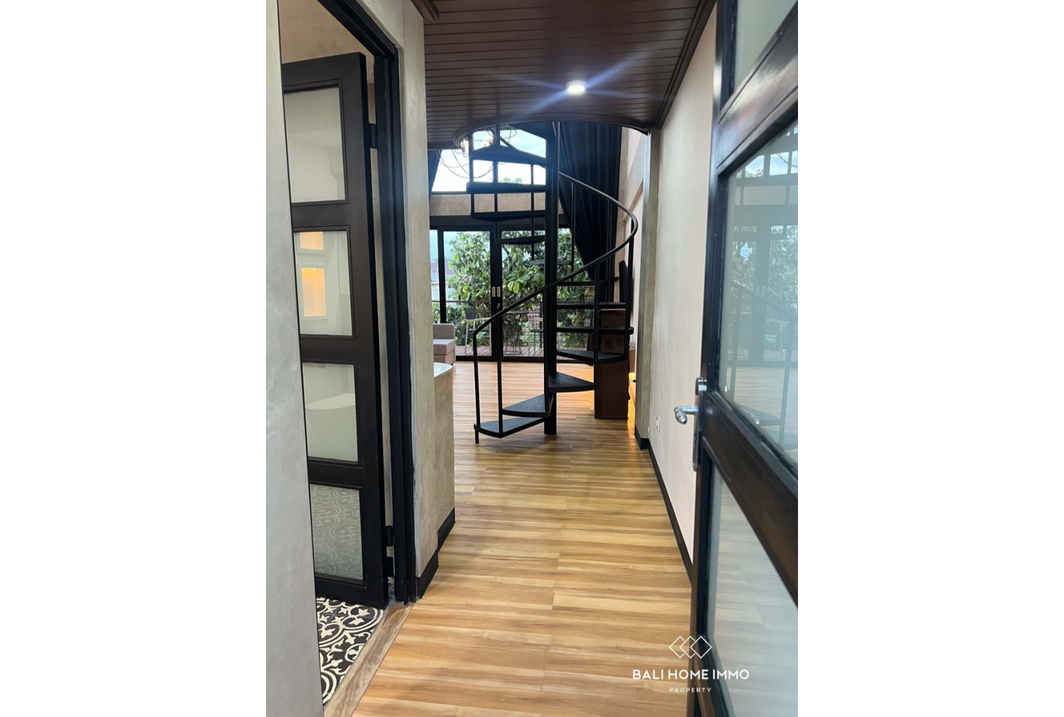 Newly renovated 1 bedroom loft for sale in Seminyak Bali view 10