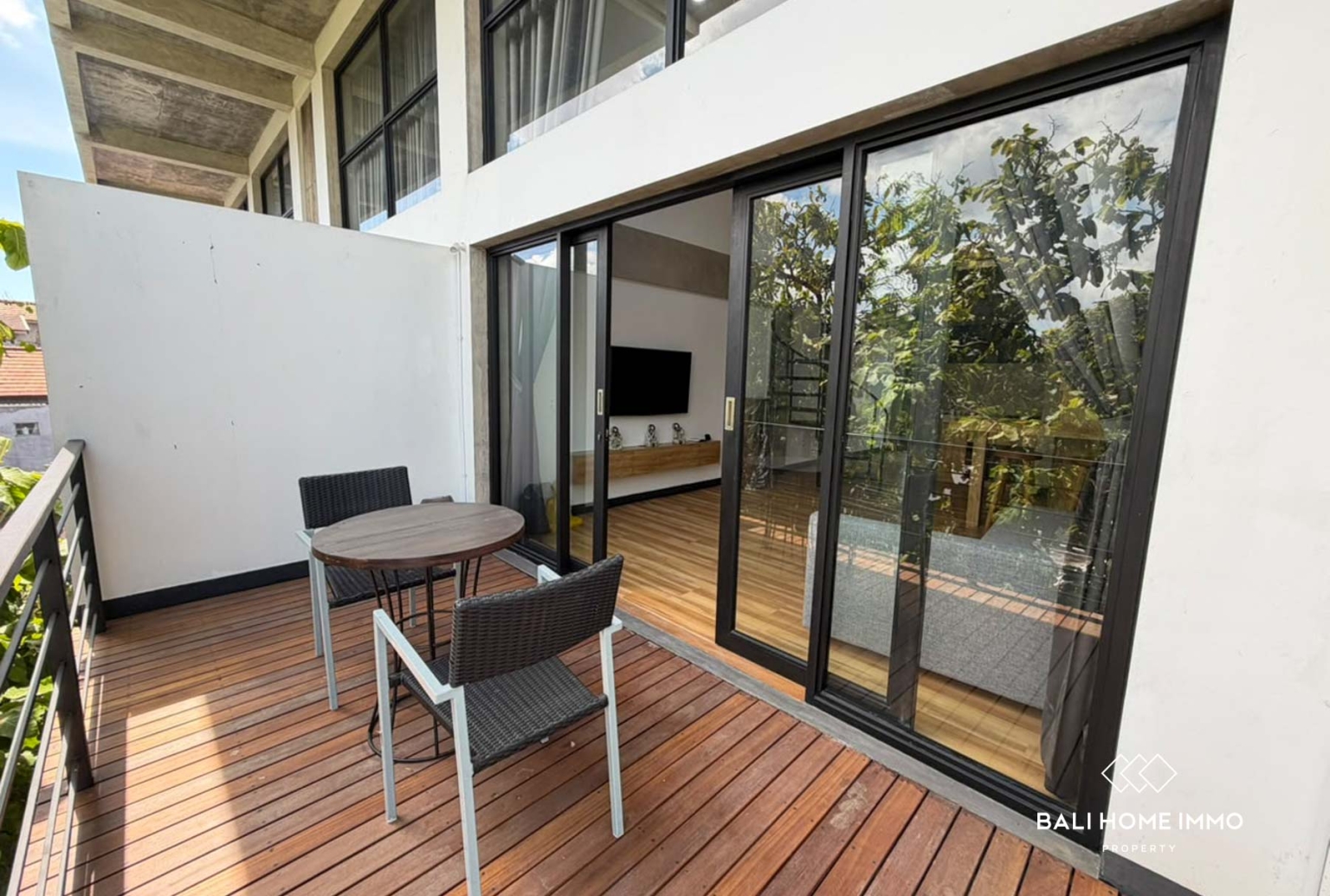 Newly renovated 1 bedroom loft for sale in Seminyak Bali view 14
