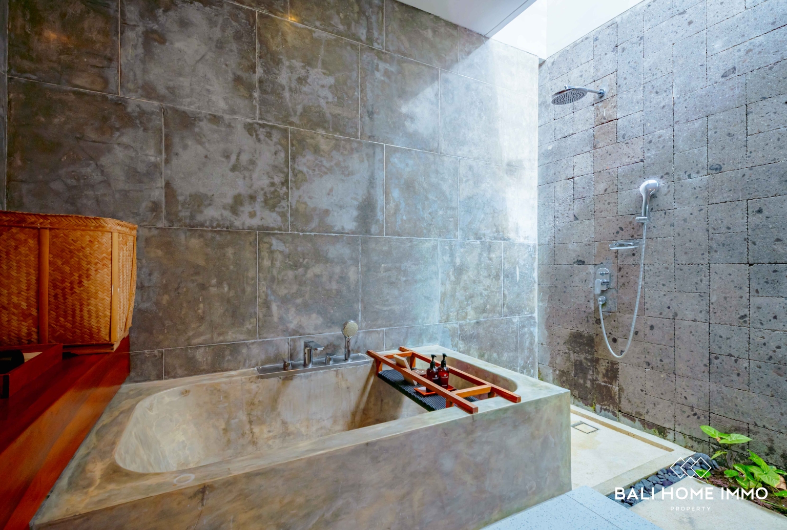 Newly Renovated 2 Bedroom Villa for Sale in Ungasan view 18