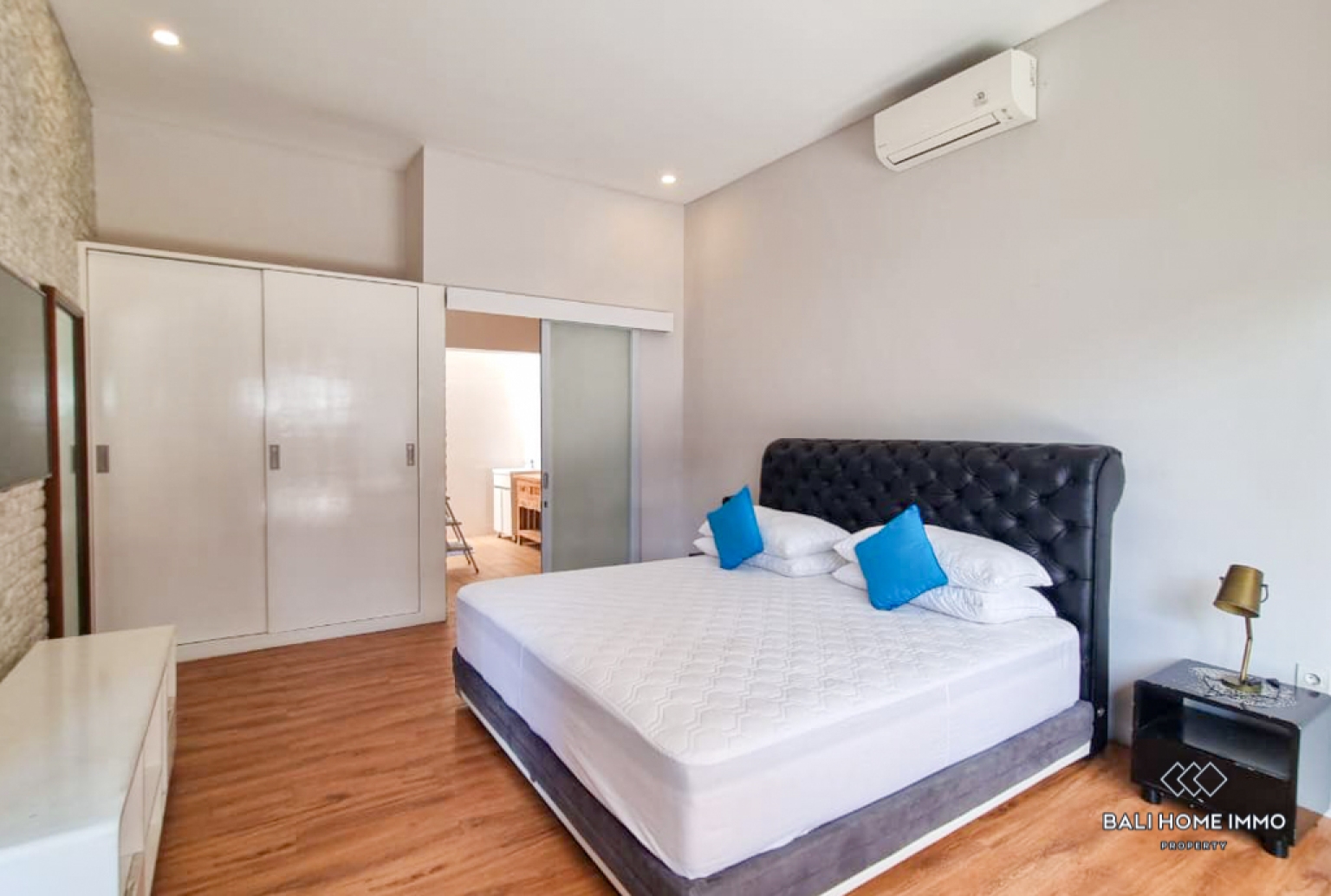 Newly Renovated 2 Bedroom Villa for Yearly Rental in Bali Umalas view 13