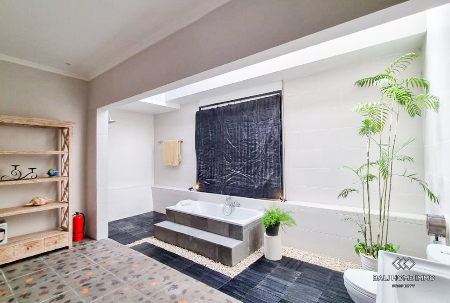 Newly Renovated 2 Bedroom Villa for Yearly Rental in Bali Umalas view 17