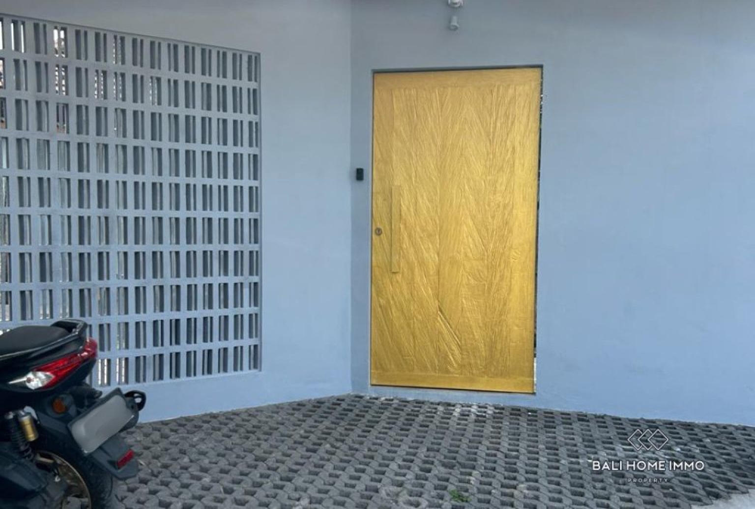 Villa familiale de 2 chambres + 1 bureau, récemment rénovée, à vendre à Bali Umalas view 19