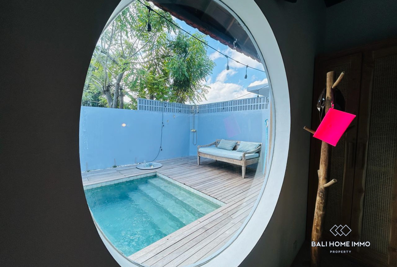 Villa familiale de 2 chambres + 1 bureau, récemment rénovée, à vendre à Bali Umalas view 15