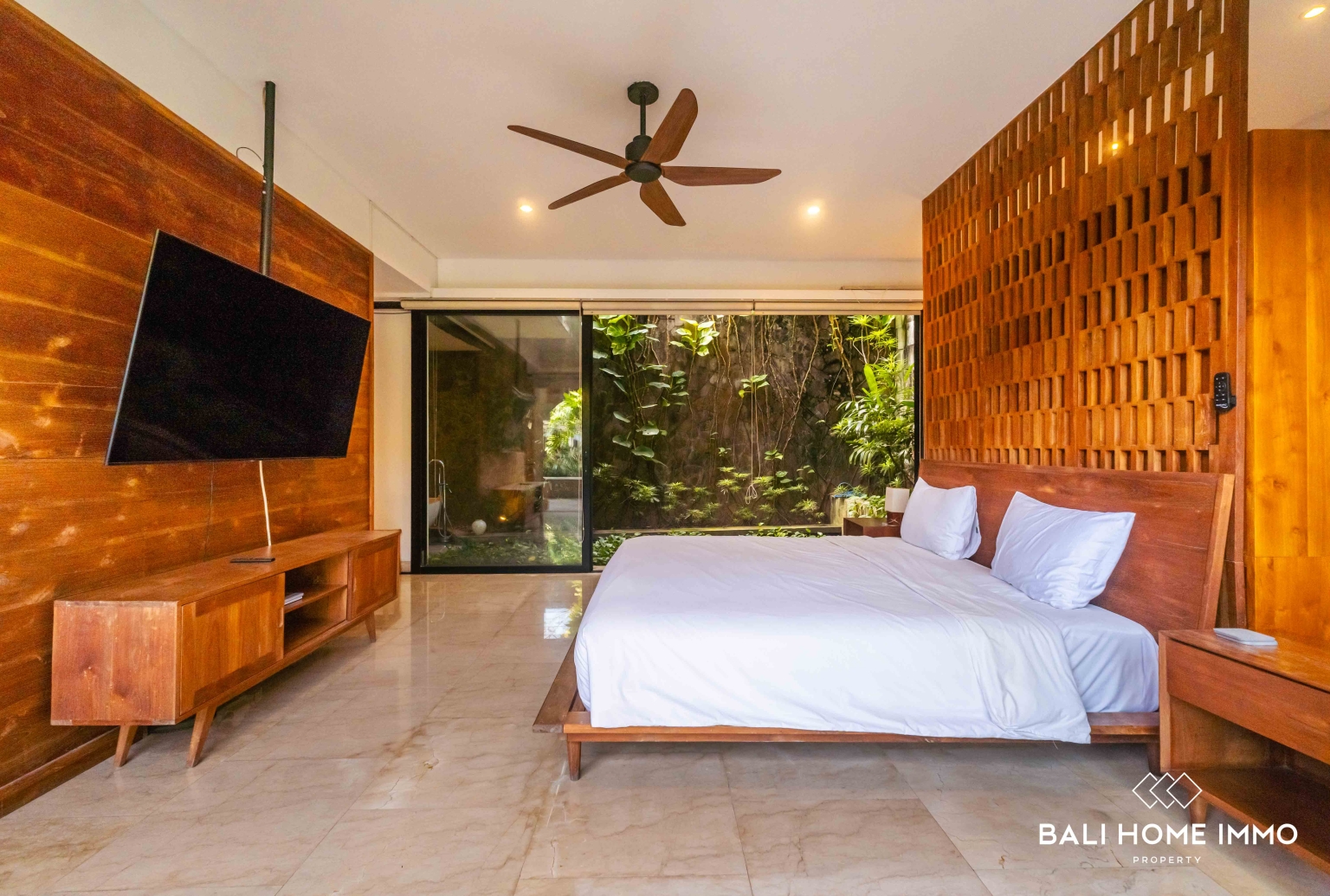 VILLA DE 3 CHAMBRES RÉCEMMENT RÉNOVÉE À LOUER À BALI UMALAS view 23