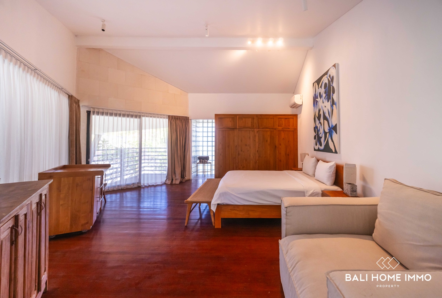 VILLA DE 3 CHAMBRES RÉCEMMENT RÉNOVÉE À LOUER À BALI UMALAS view 11