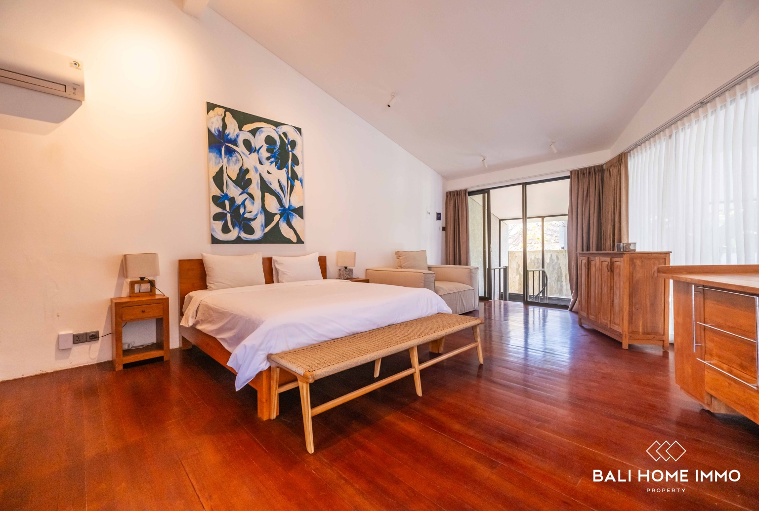 VILLA DE 3 CHAMBRES RÉCEMMENT RÉNOVÉE À LOUER À BALI UMALAS view 12