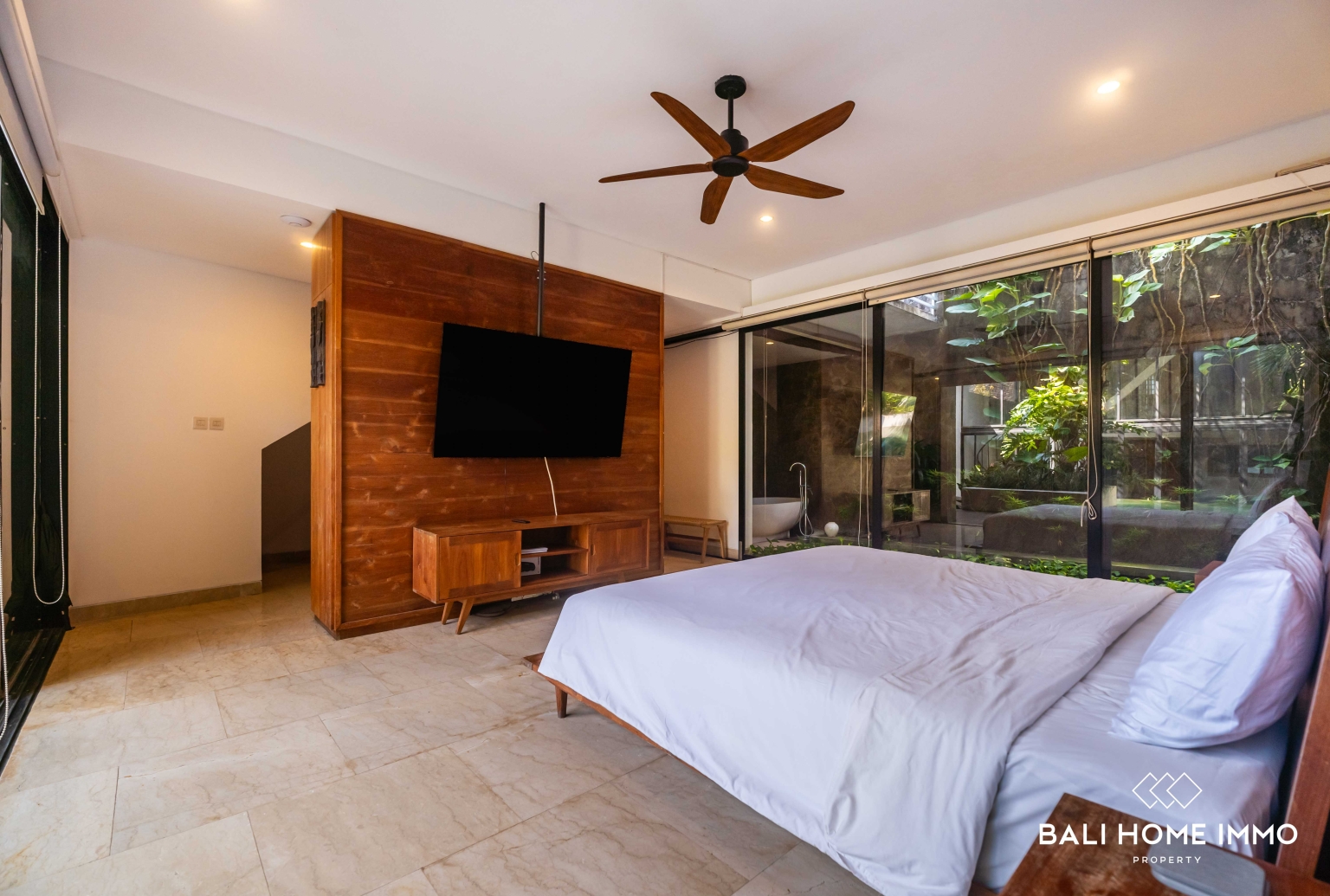 VILLA DE 3 CHAMBRES RÉCEMMENT RÉNOVÉE À LOUER À BALI UMALAS view 24