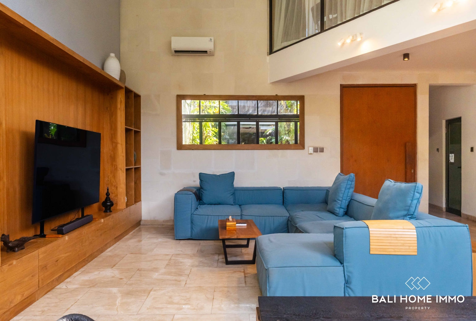 VILLA DE 3 CHAMBRES RÉCEMMENT RÉNOVÉE À LOUER À BALI UMALAS view 4