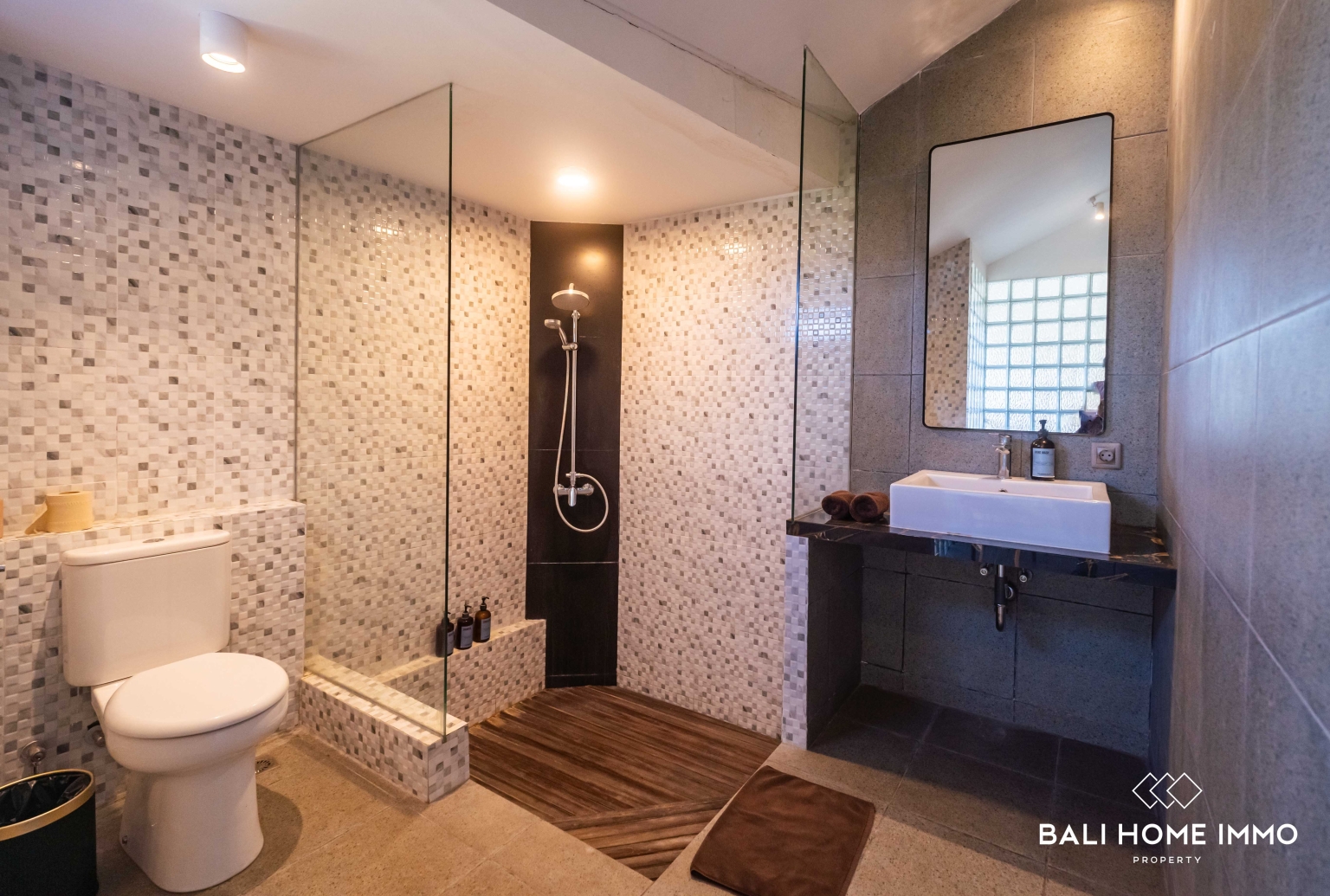 VILLA DE 3 CHAMBRES RÉCEMMENT RÉNOVÉE À LOUER À BALI UMALAS view 29