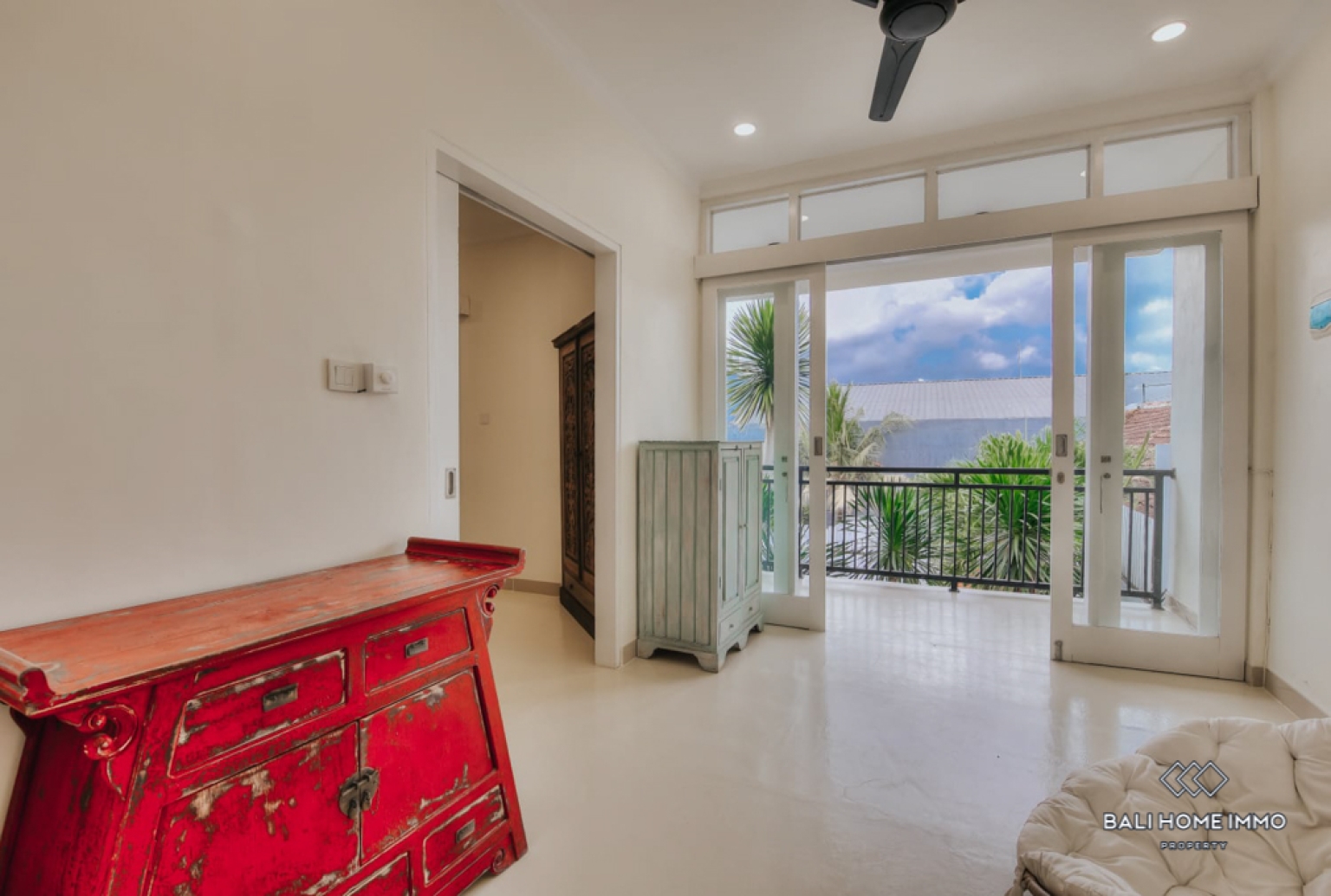 Newly Renovated 3 Bedroom Villa for Sale and Rent in Bali Umalas view 22
