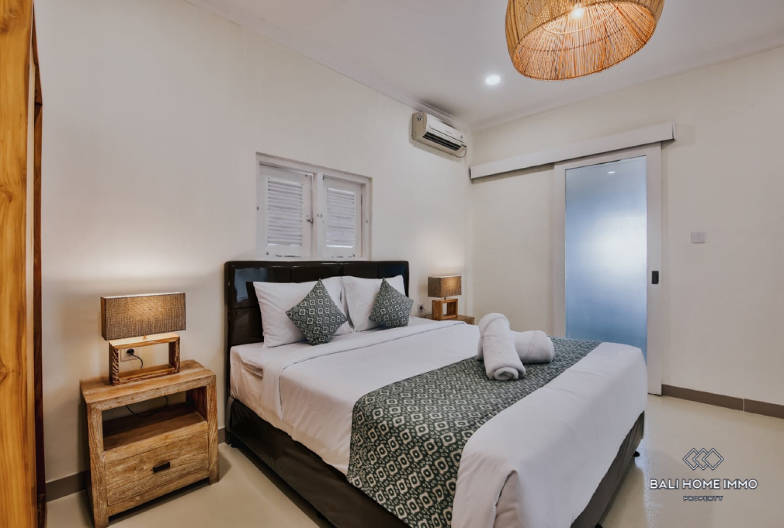 Newly Renovated 3 Bedroom Villa for Sale and Rent in Bali Umalas view 16