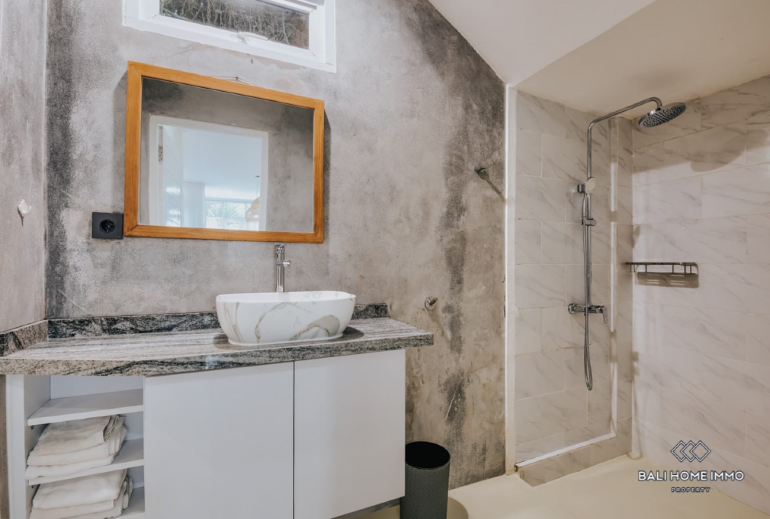 Newly Renovated 3 Bedroom Villa for Sale and Rent in Bali Umalas view 20