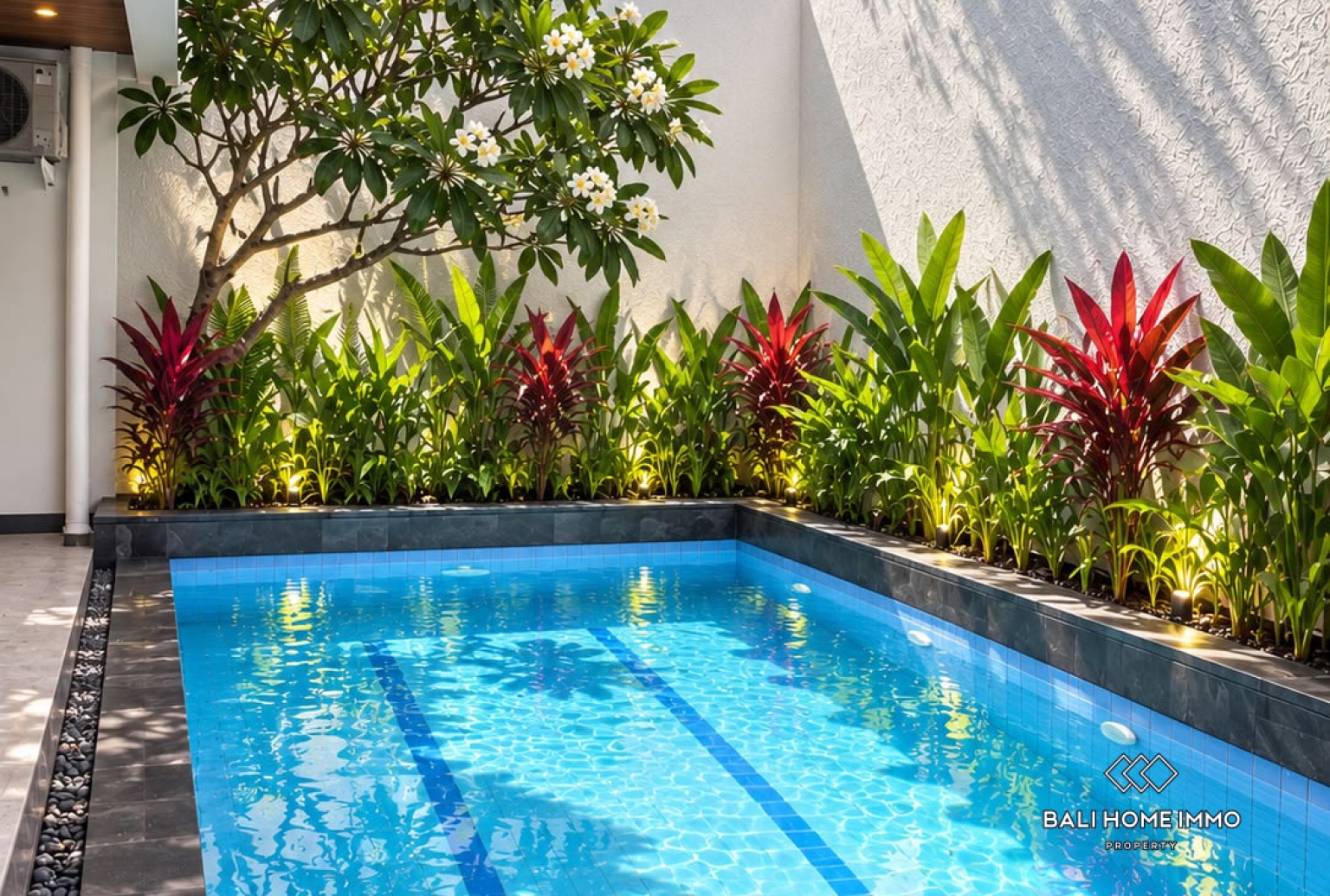 Newly Renovated 3 Bedrooms Villa For Sale and Rental in Seminyak Bali view 9
