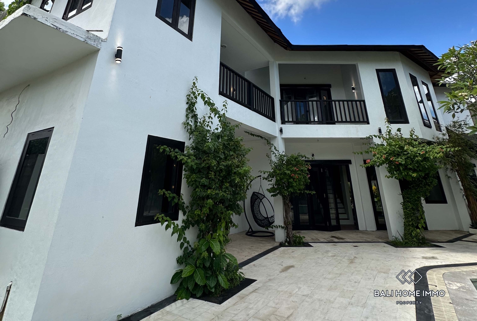 Villa familiale de 6 chambres récemment rénovée à vendre à Bali, plage de Pererenan view 20