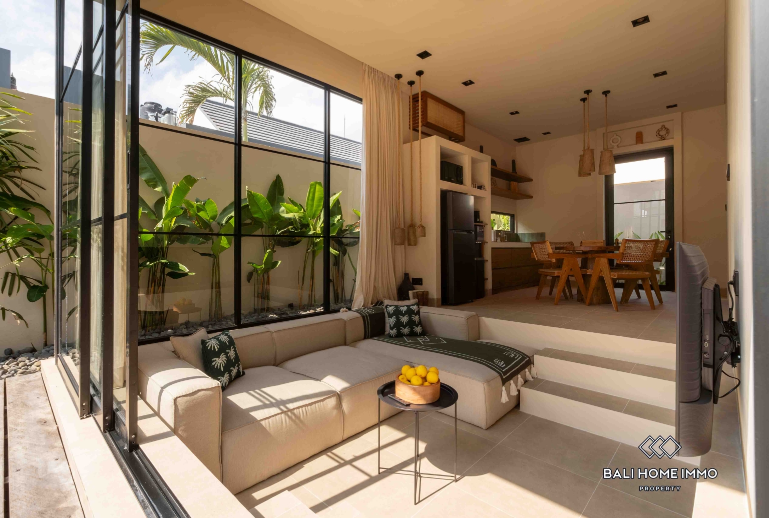 Villa modern 1 kamar baru dijual di Kedungu. view 3