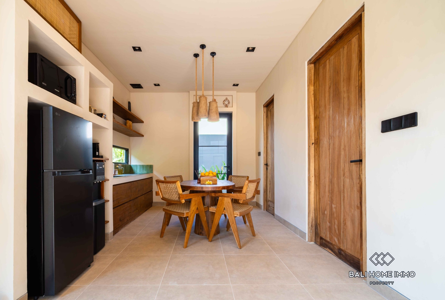 Villa modern 1 kamar baru dijual di Kedungu. view 7