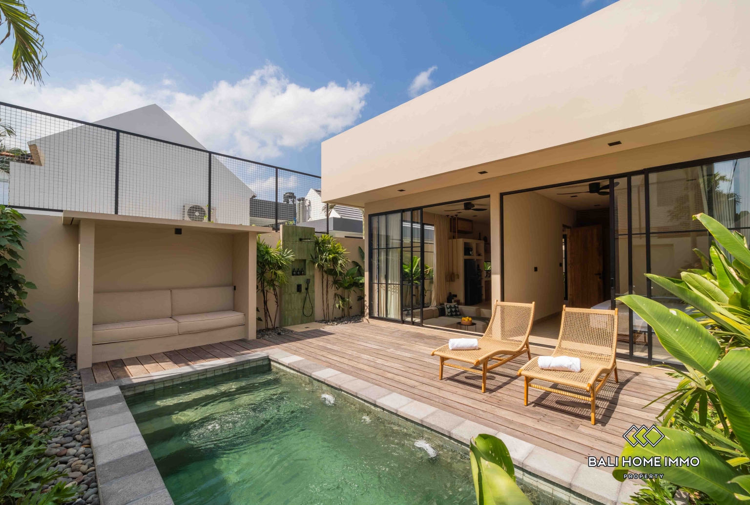 Villa modern 1 kamar baru dijual di Kedungu. view 2
