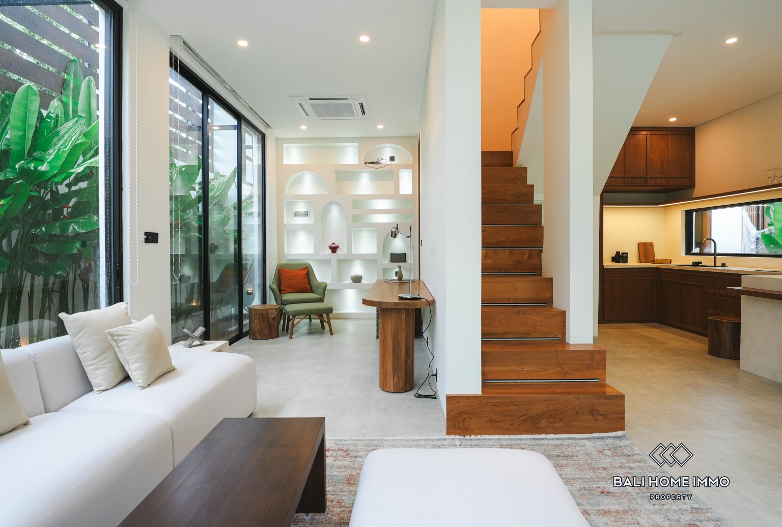Villa moderne sur plan de 2 chambres à vendre en bail à Balangan Bali view 9
